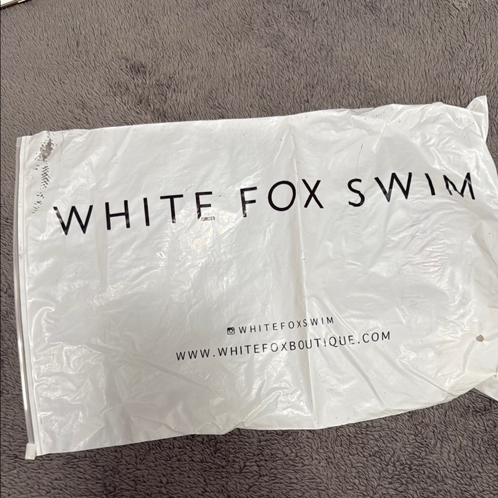 White Fox Boutique Blue Bikini Set - Picture 13 of 16